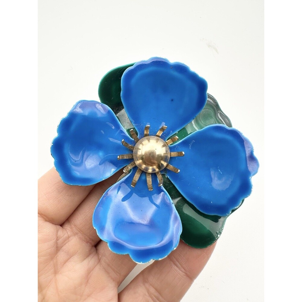 Vintage Sarah Coventry Blue & Gold Enamel Flower Brooch Pin